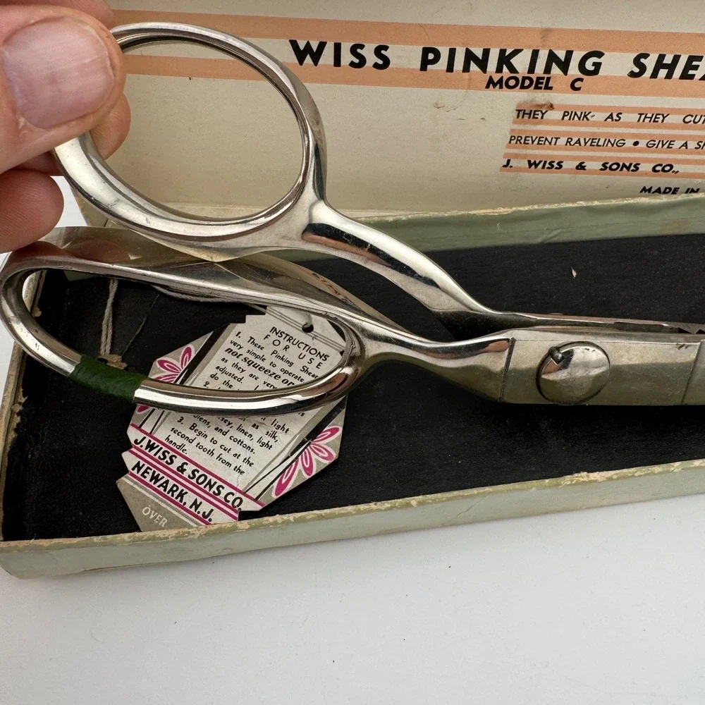 Wiss Pinking Shears Model C Silver Tone Vintage Chrome Sewing Scissors Boxed
